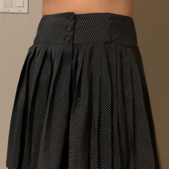 Polka dot high waisted pleated skirt - Picture 7 of 10